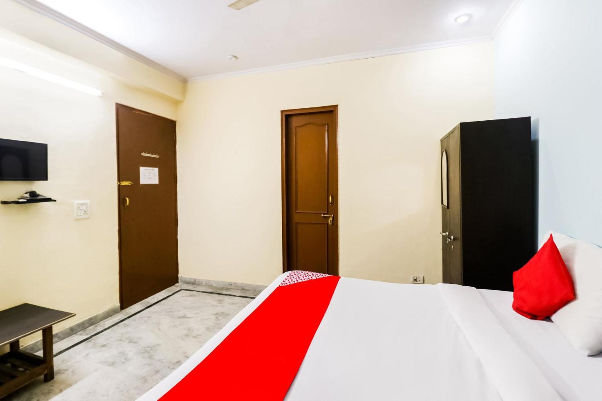 Hotel O Maurya Residency غورغاون المظهر الخارجي الصورة